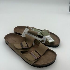 Men’s Goodfellow & Co Jerry genuine suede sandals Taupe size 7